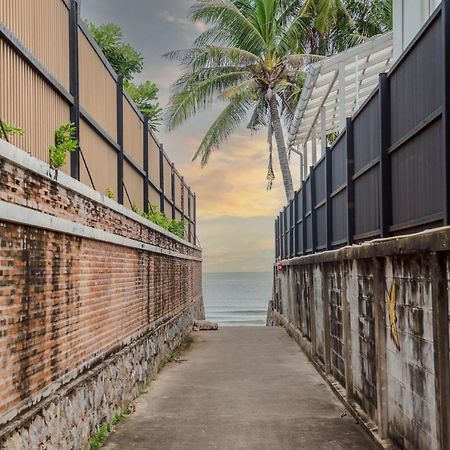 White Beach House Hua Hin 20 Second To The Beach Buitenkant foto